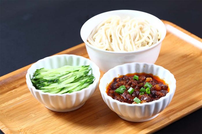 老北京炸醬面實(shí)體店技術(shù)培訓(xùn)班