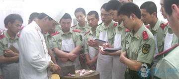 軍地兩用人才培訓(xùn)花絮(圖18)