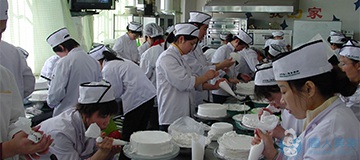 西點(diǎn)學(xué)員上課花絮(圖3)