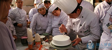 西點(diǎn)學(xué)員上課花絮(圖9)