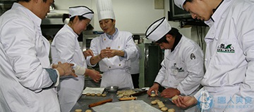 西點(diǎn)學(xué)員上課花絮(圖17)