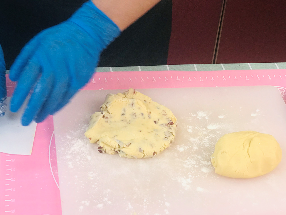 跟著唐人老師學做:美式蔓越莓餅干(圖5) image008.png