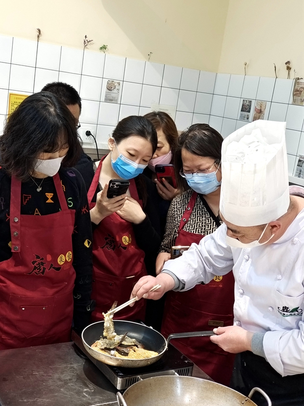經(jīng)典年夜飯體驗活動圓滿結(jié)束(圖13) 微信圖片_202301121109567.jpg